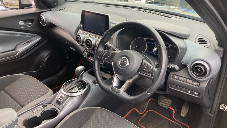 Nissan Juke 1.0 DiG-T 114 N-Connecta 5dr DCT Petrol Hatchback